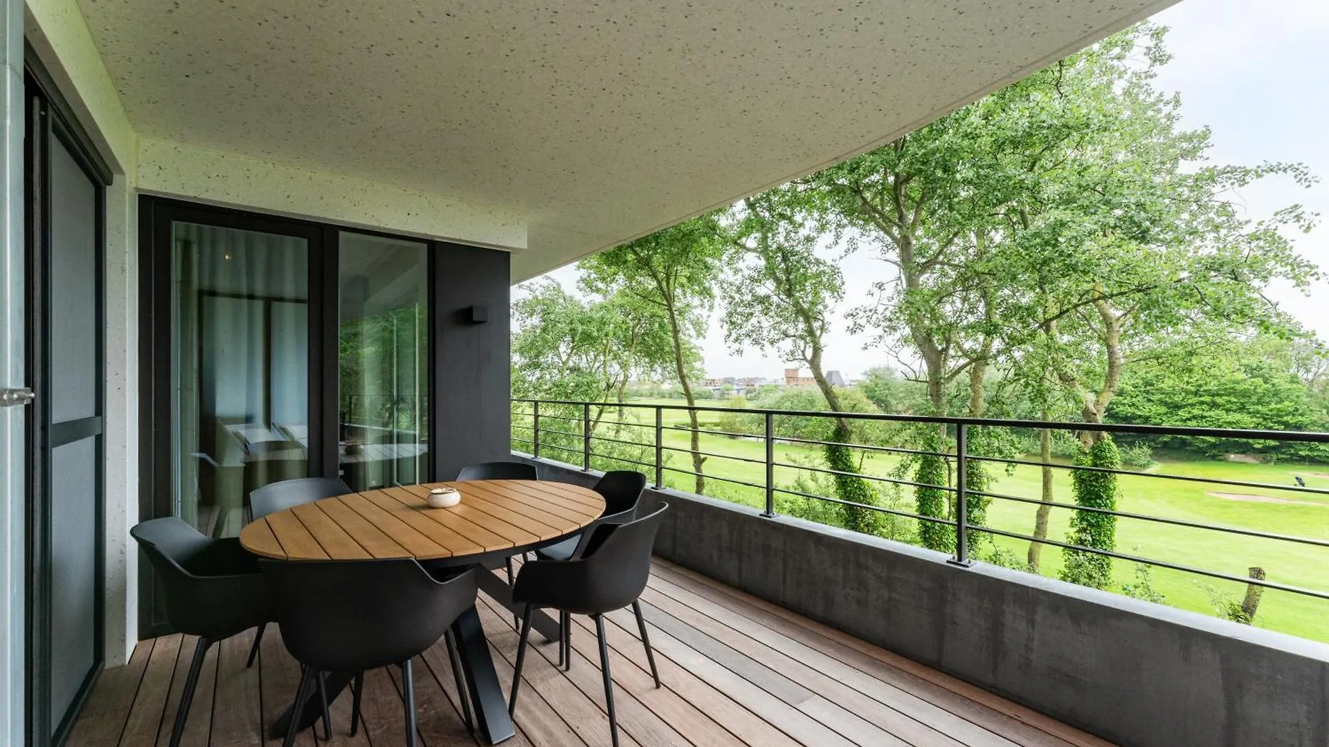 Luxe App Aan Zee Omringd Door Groene Oase - 6P Οστένδη